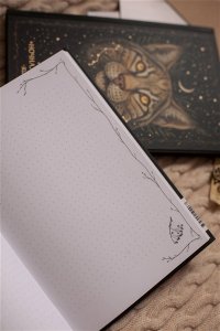 Selcha Uni Блокнот ?Ночная охотница?