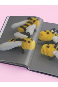 Золотарева С.В. Игрушки-крутышки из синельной проволоки