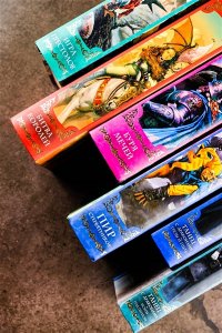 Мартин Д. Буря мечей